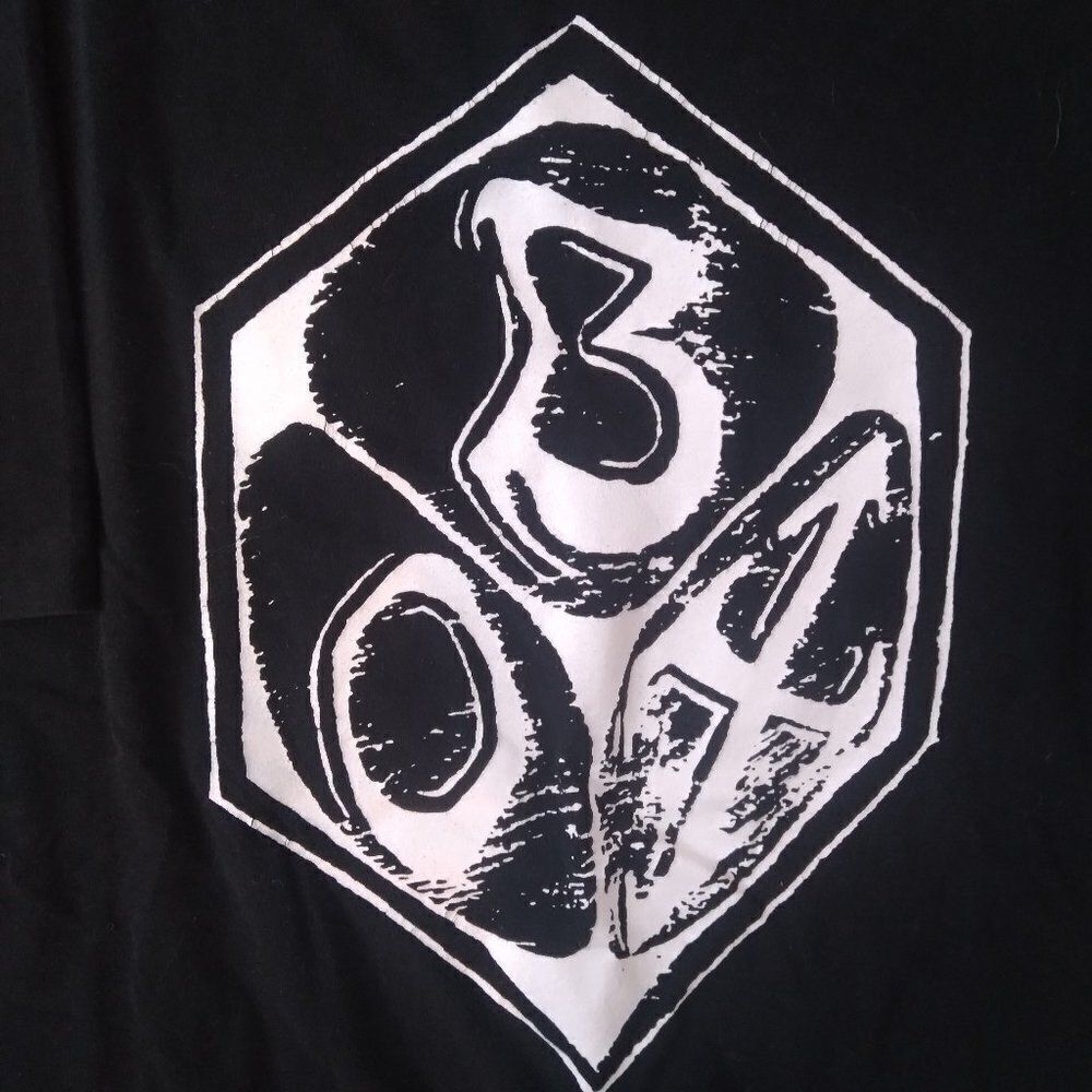 Vintage BOX Cube Hexagon Graphic T-Shirt